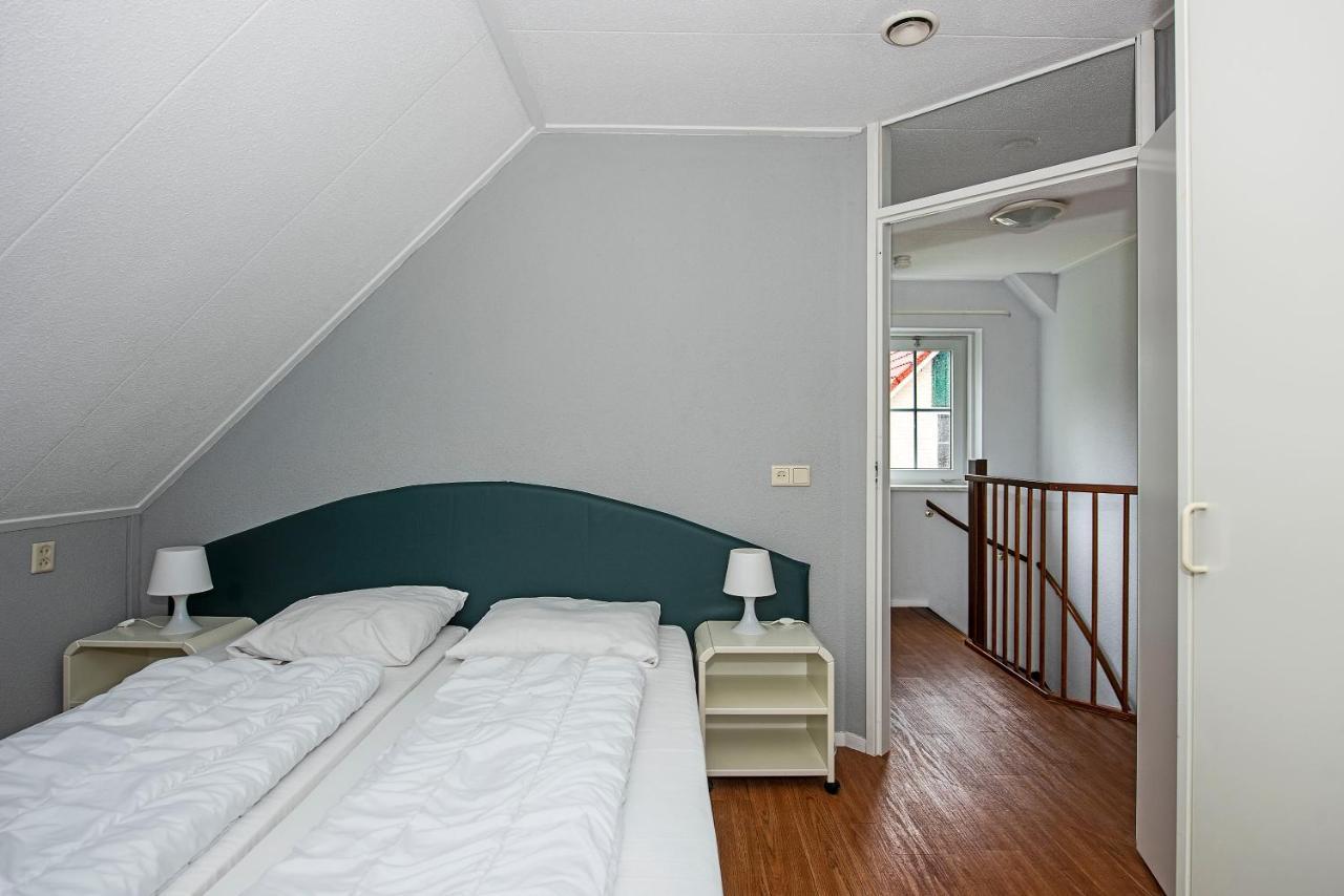 Bungalow - 6 Personen Gelegen In De Nabije Omgeving Van Avonturenpark Hellendoorn En De Prachtige Sallandse Heuvelrug En Eelerberg Ngoại thất bức ảnh
