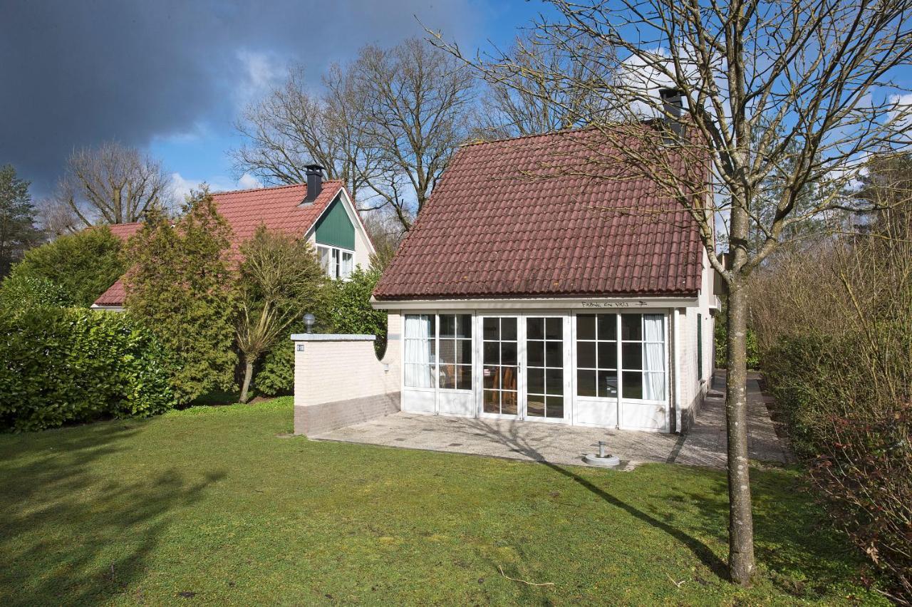 Bungalow - 6 Personen Gelegen In De Nabije Omgeving Van Avonturenpark Hellendoorn En De Prachtige Sallandse Heuvelrug En Eelerberg Ngoại thất bức ảnh