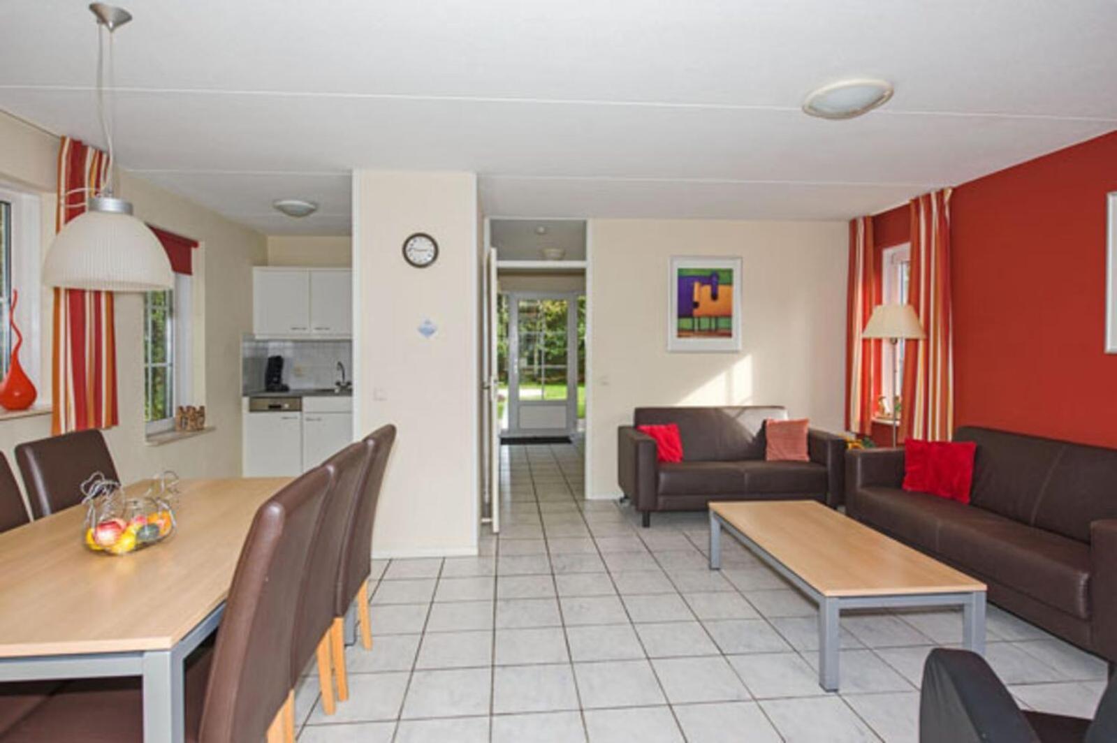 Bungalow - 6 Personen Gelegen In De Nabije Omgeving Van Avonturenpark Hellendoorn En De Prachtige Sallandse Heuvelrug En Eelerberg Ngoại thất bức ảnh