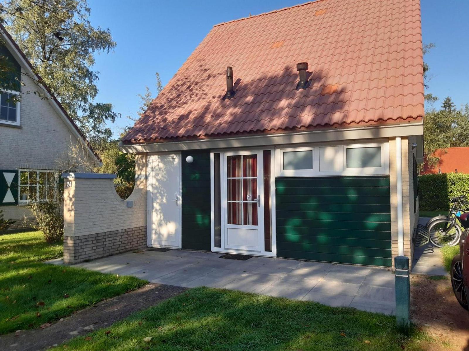 Bungalow - 6 Personen Gelegen In De Nabije Omgeving Van Avonturenpark Hellendoorn En De Prachtige Sallandse Heuvelrug En Eelerberg Ngoại thất bức ảnh