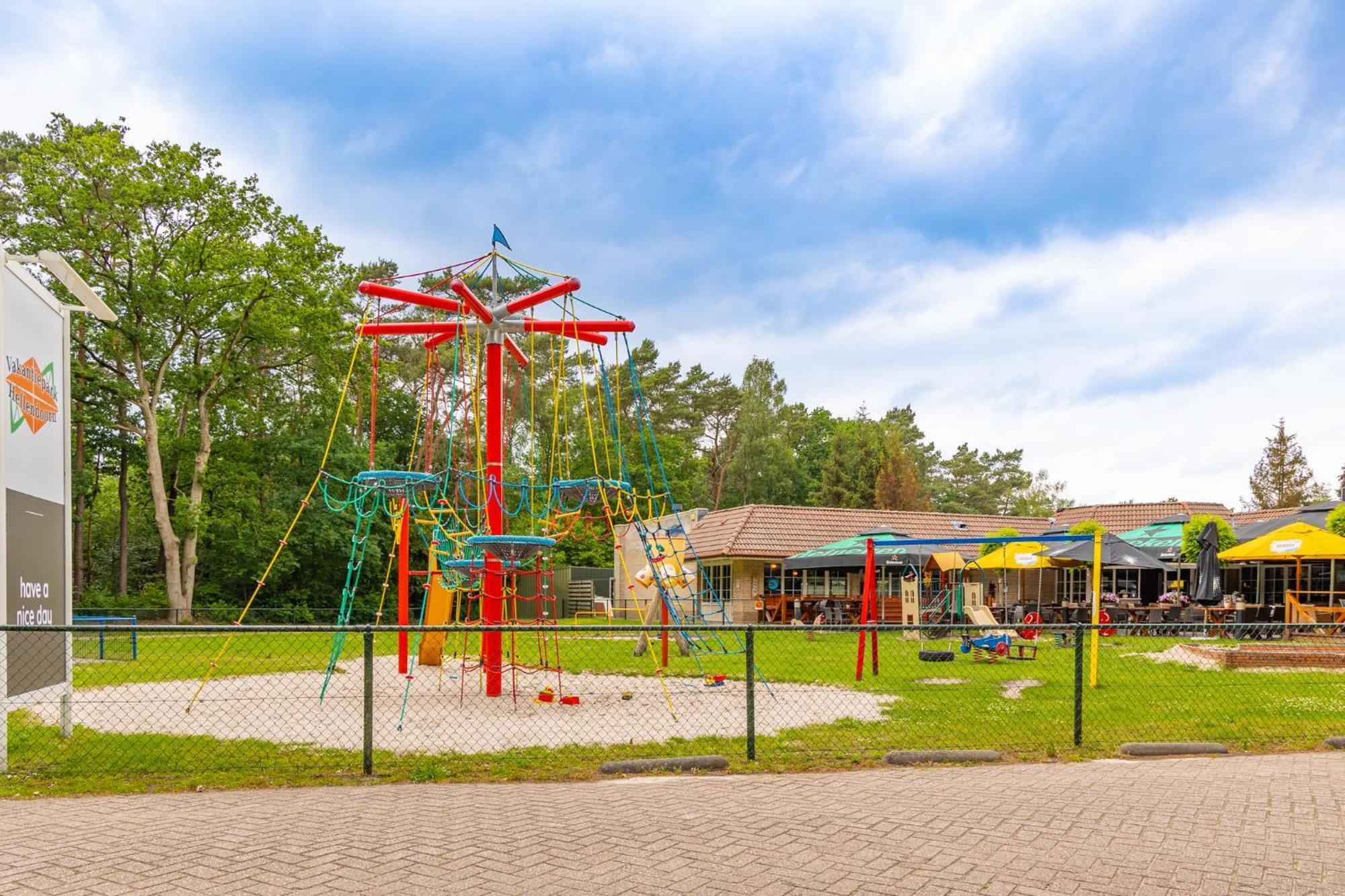 Bungalow - 6 Personen Gelegen In De Nabije Omgeving Van Avonturenpark Hellendoorn En De Prachtige Sallandse Heuvelrug En Eelerberg Ngoại thất bức ảnh
